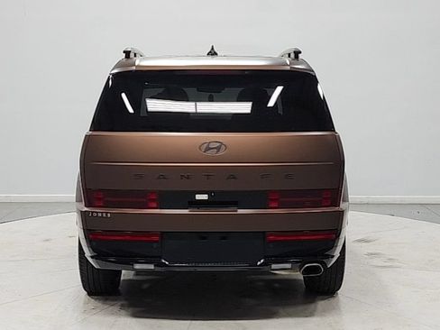 Used 2024 Hyundai Santa Fe Calligraphy FWD image 6