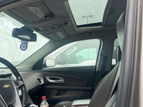 Used 2011 Chevrolet Equinox LTZ image 13