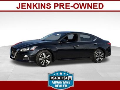 Used 2021 Nissan Altima 2.5 SV