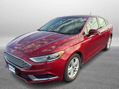 Used 2018 Ford Fusion SE w/ Fusion SE Technology Package
