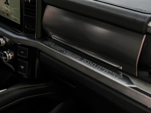 Used 2026 Ford F450 Platinum w/ FX4 Off-Road Package image 76