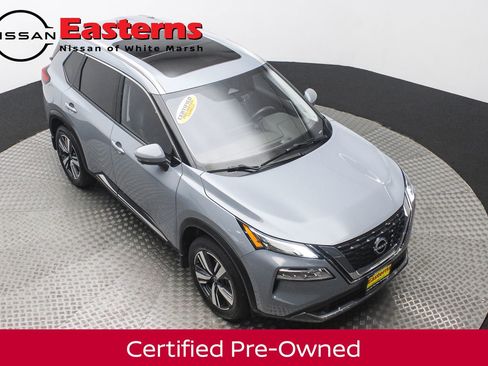 Used 2023 Nissan Rogue SL w/ SL Premium Package image 4