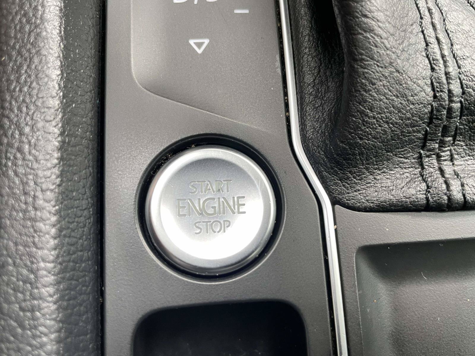 Used 2019 Volkswagen Atlas SE FWD image 31