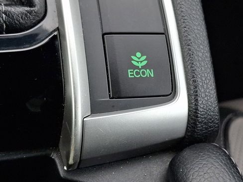 Used 2017 Honda Civic EX-L image 27