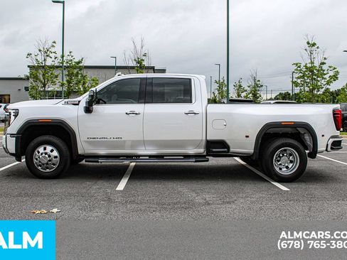 Used 2025 GMC Sierra 3500 Denali w/ Denali Reserve Package AWD/4WD image 6