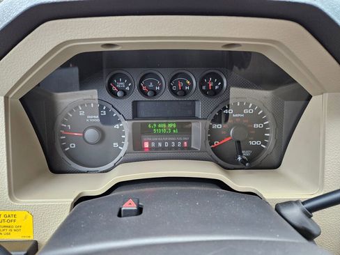 Used 2008 Ford F550 2WD Crew Cab Super Duty image 22