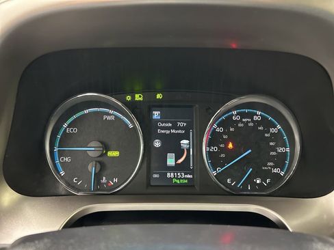 Used 2016 Toyota RAV4 XLE w/ Convenience Package AWD/4WD image 16