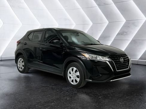 Used 2024 Nissan Kicks S FWD image 1