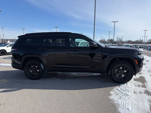 New 2026 Jeep Grand Cherokee L 4WD image 4