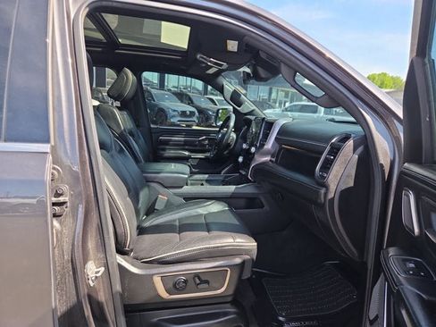 Used 2019 RAM 1500 Limited AWD/4WD image 16