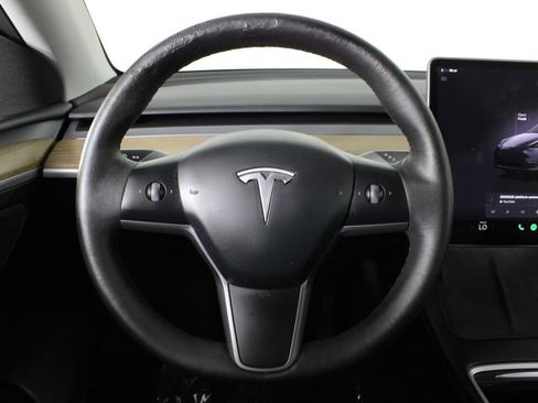 Used 2023 Tesla Model Y Long Range AWD/4WD image 24