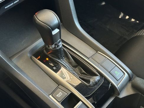 Certified 2021 Honda Civic EX image 24