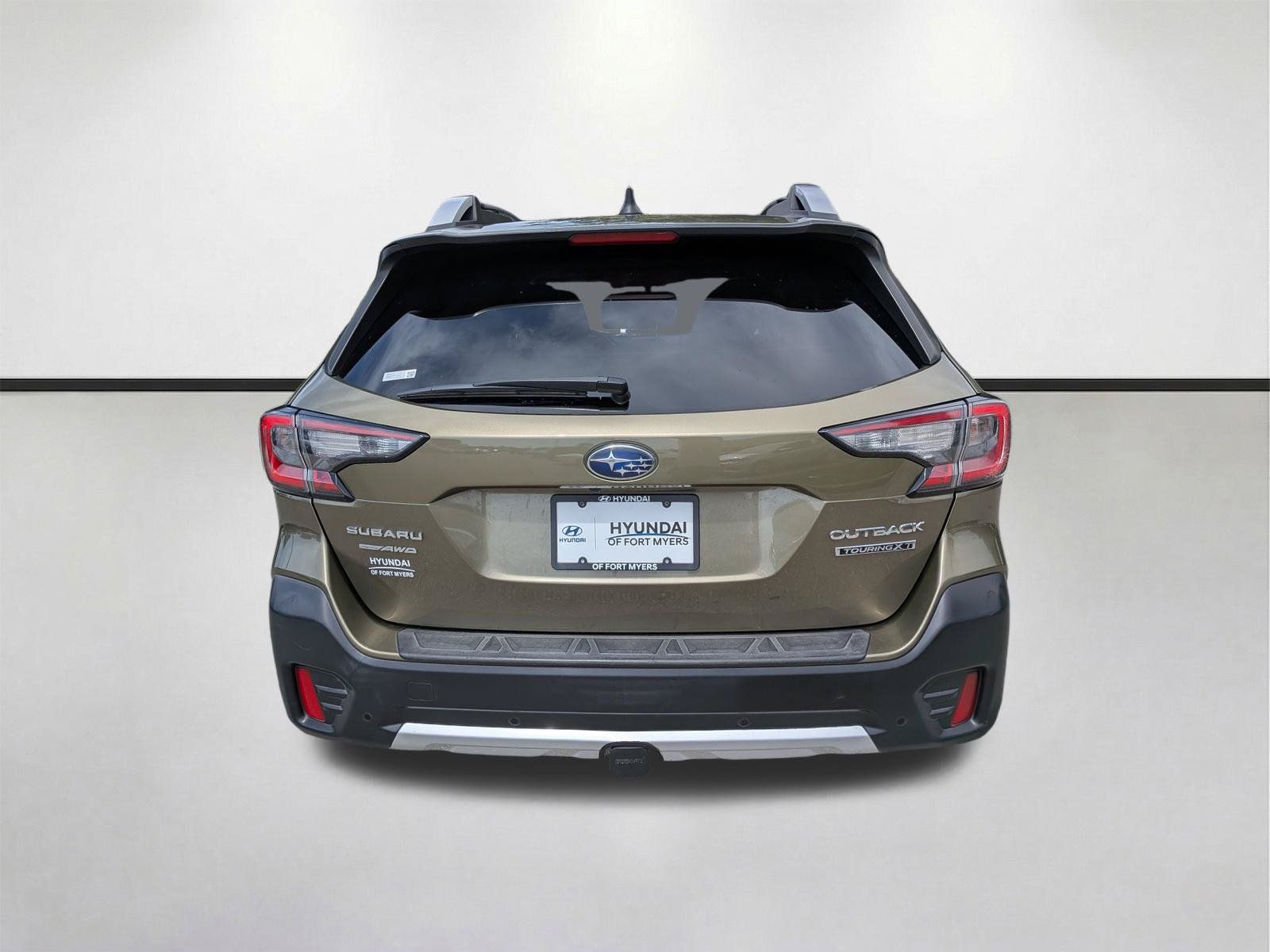 Used 2020 Subaru Outback Touring XT AWD/4WD image 5