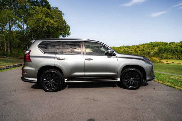 Used 2020 Lexus GX 460 Luxury w/ Luxury Sport Package AWD/4WD image 5