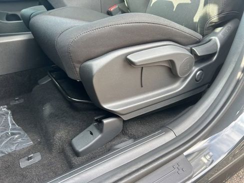 New 2026 Hyundai Santa Fe SE image 11