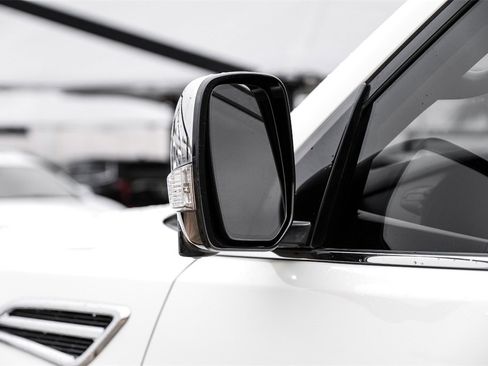 Used 2017 Nissan Armada Platinum w/ Captain Seat Package image 46