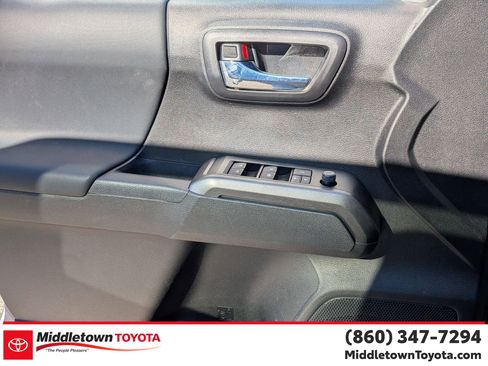 Used 2023 Toyota Tacoma TRD Sport image 10