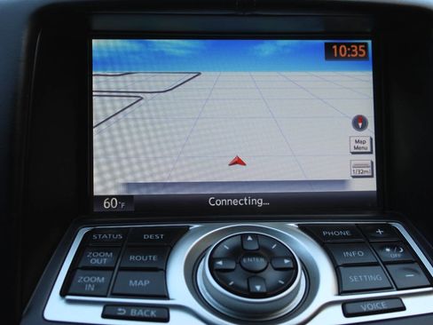 Used 2015 Nissan 370Z Touring RWD image 14