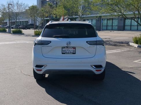 Used 2022 Buick Envision Avenir w/ Technology Package II FWD image 6