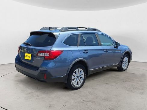 Used 2018 Subaru Outback 2.5i Premium w/ Protection Package #1 AWD/4WD image 5