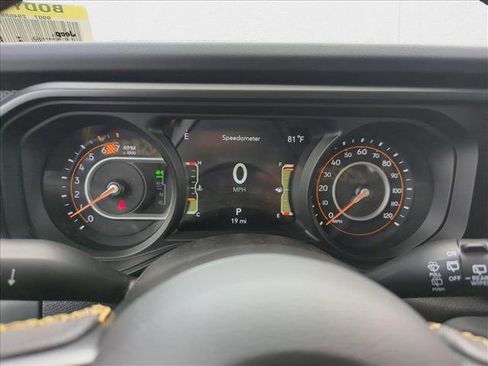 New 2025 Jeep Wrangler Unlimited Rubicon 392 image 11