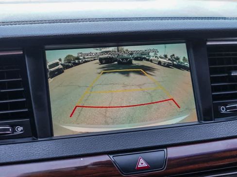 Used 2017 Kia Cadenza Technology FWD image 22