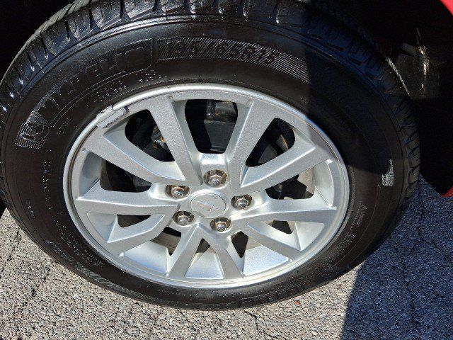 Used 2019 Chevrolet Sonic LT FWD image 23