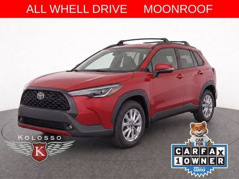 Used 2023 Toyota Corolla Cross LE w/ Moonroof Package AWD/4WD image 1