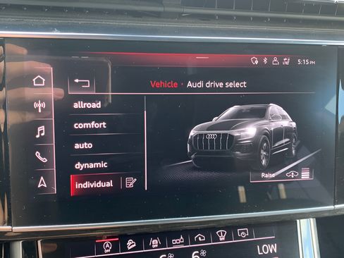 Used 2019 Audi Q8 Prestige w/ Luxury Package AWD/4WD image 38