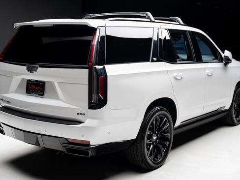 Used 2023 Cadillac Escalade Sport Platinum w/ LPO, ONYX Package AWD/4WD image 36