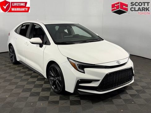 Used 2024 Toyota Corolla SE image 1