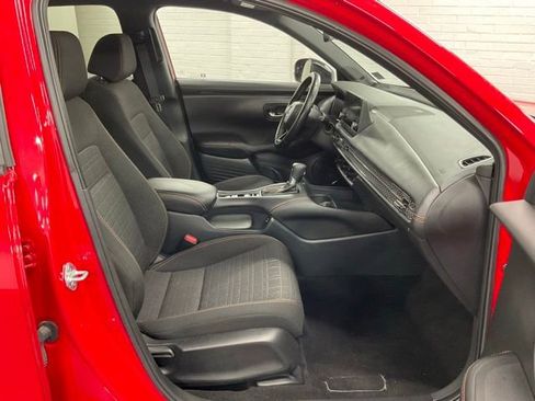 Certified 2025 Honda HR-V Sport image 18