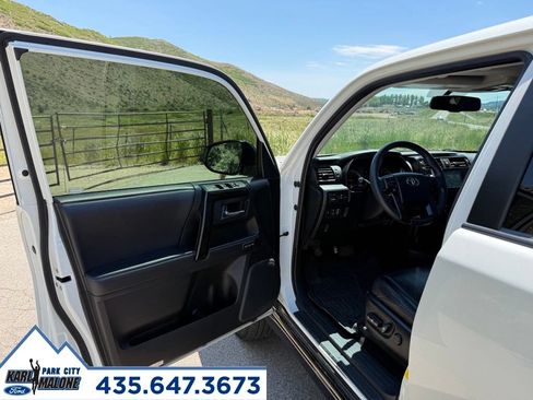 Used 2019 Toyota 4Runner Limited AWD/4WD image 11