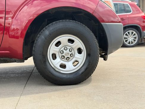 Used 2006 Nissan Frontier XE w/ (G01) XE Preferred Pkg RWD image 37
