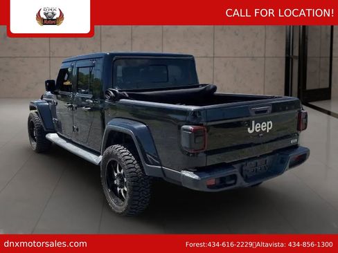 Used 2020 Jeep Gladiator Overland AWD/4WD image 2