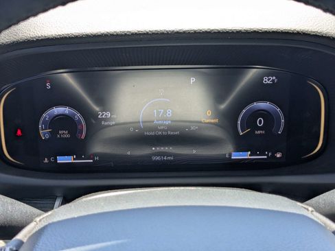 Used 2022 Jeep Wagoneer Series II AWD/4WD image 32