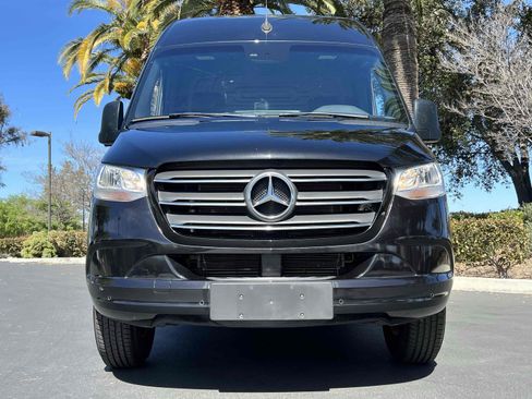 Used 2023 Mercedes-Benz Sprinter 2500 w/ Parking Package image 46