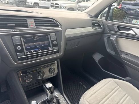 Used 2022 Volkswagen Tiguan S FWD image 10
