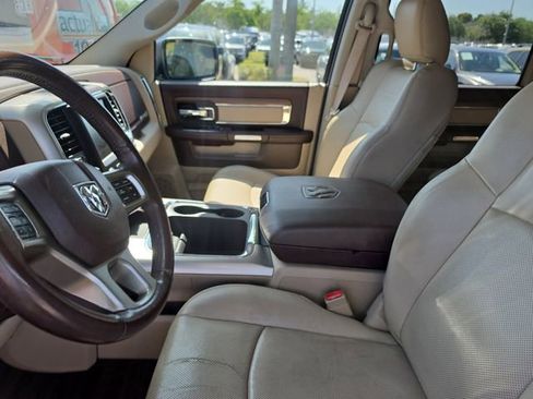 Used 2016 RAM 1500 Laramie w/ Convenience Group AWD/4WD image 16