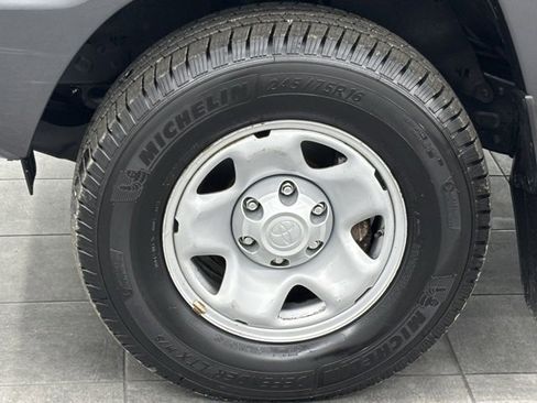 Used 2015 Toyota Tacoma 4x4 Access Cab image 6