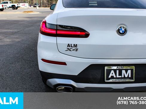 Used 2024 BMW X4 xDrive30i image 13