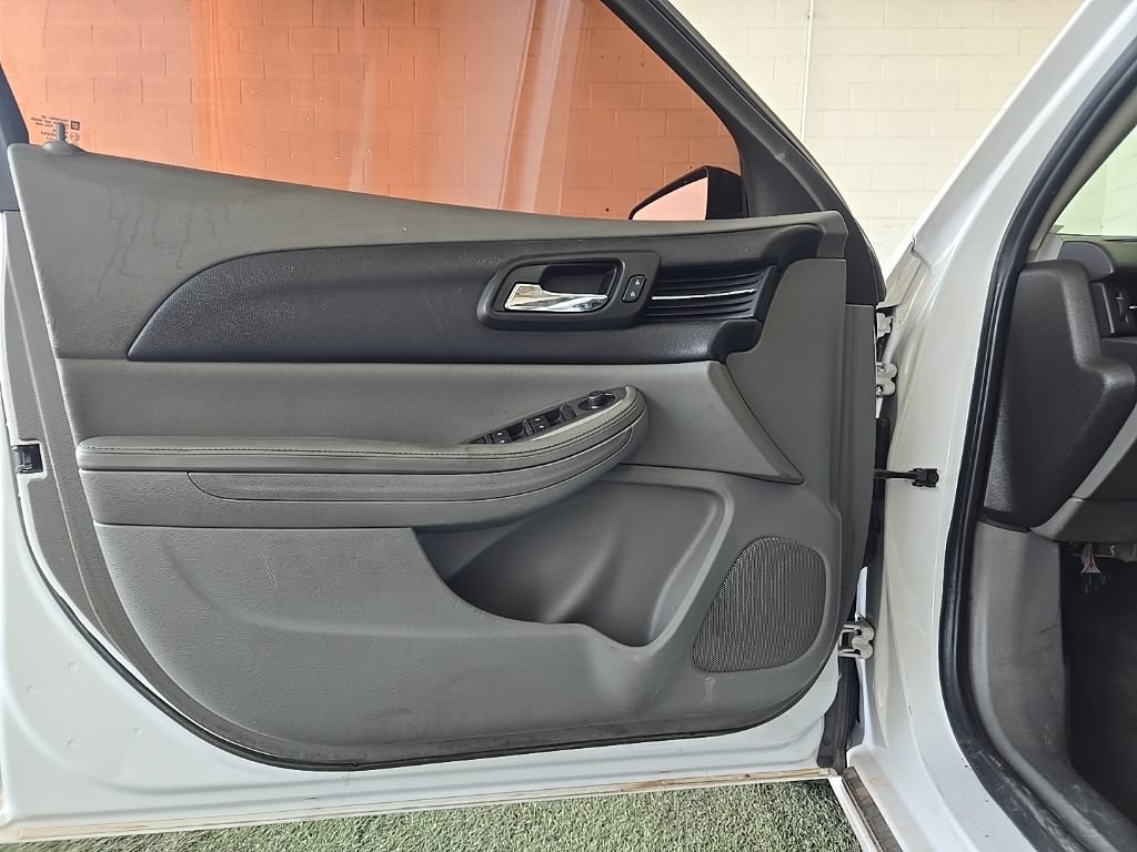 Used 2015 Chevrolet Malibu LS FWD image 10