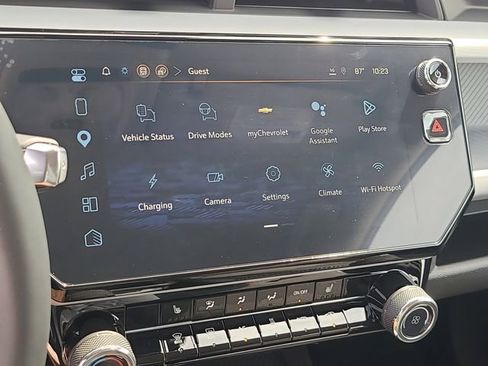 New 2027 Chevrolet Bolt LT FWD image 25