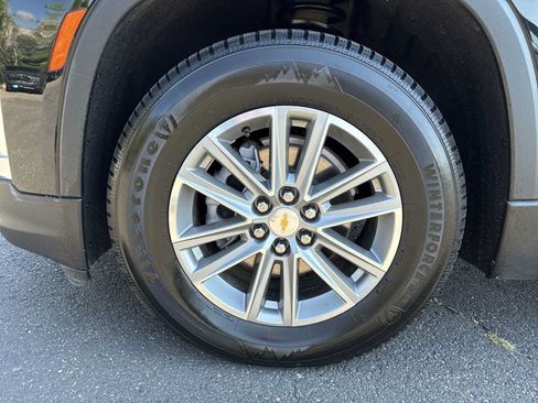 Used 2022 Chevrolet Traverse LT AWD/4WD image 18