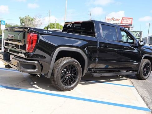 New 2026 GMC Sierra 1500 Elevation w/ Elevation Premium Package AWD/4WD image 8