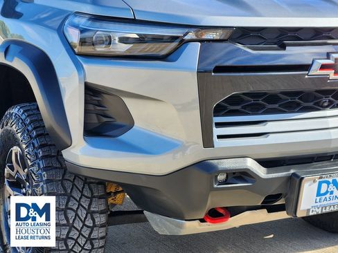 Used 2024 Chevrolet Colorado ZR2 w/ Technology Package image 9