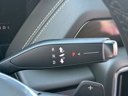 New 2025 GMC Yukon XL Elevation image 21