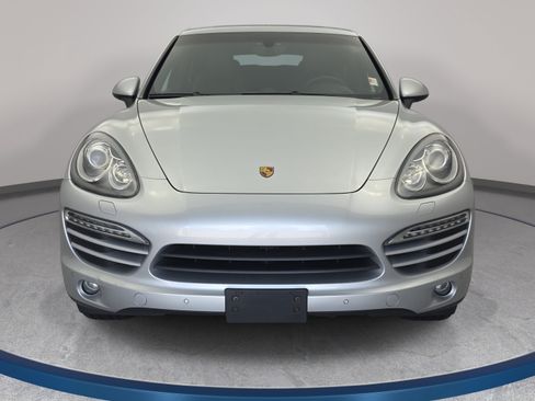 Used 2012 Porsche Cayenne AWD/4WD image 2