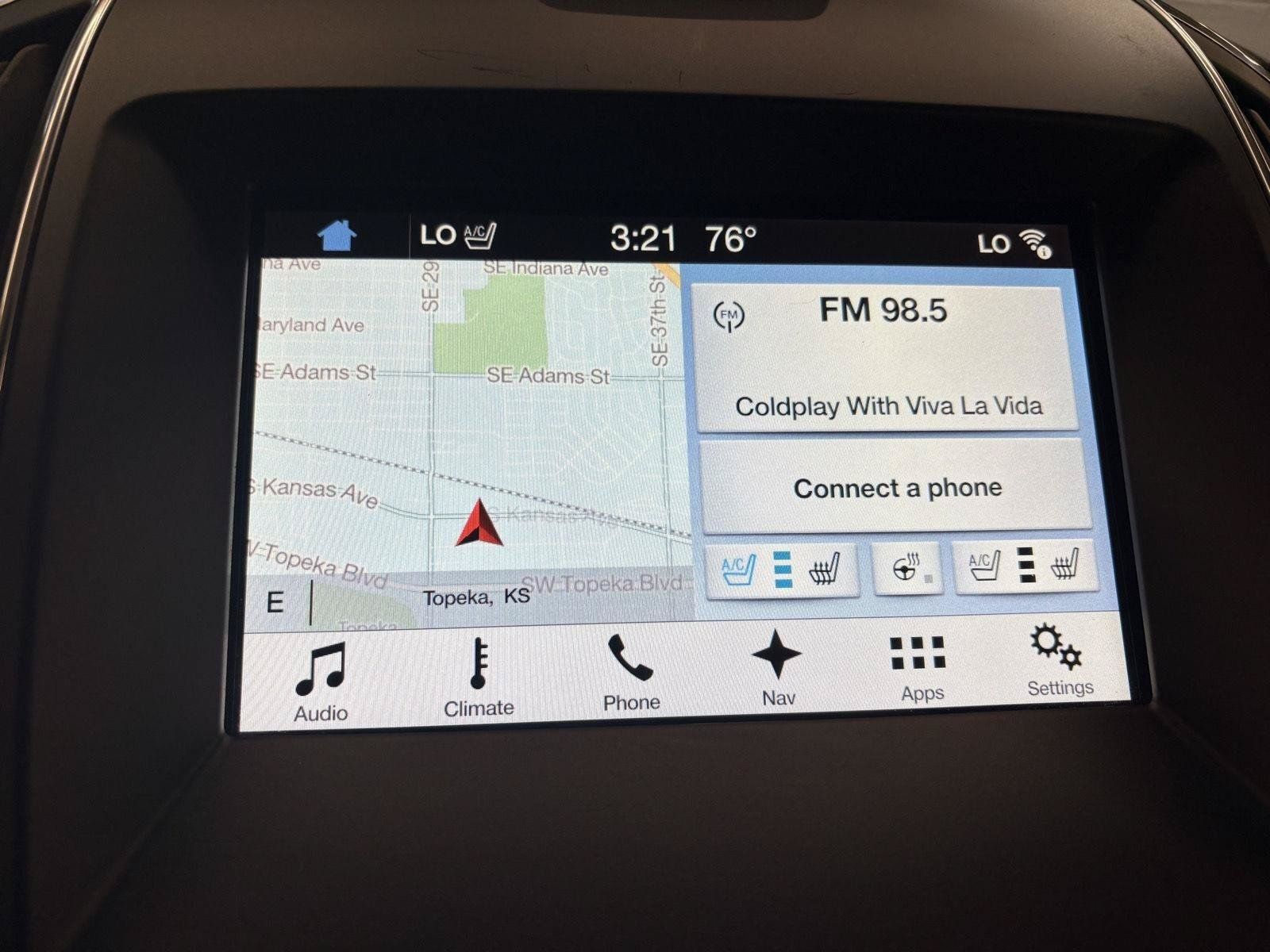 Used 2018 Ford Edge Titanium w/ Equipment Group 301A AWD/4WD image 35