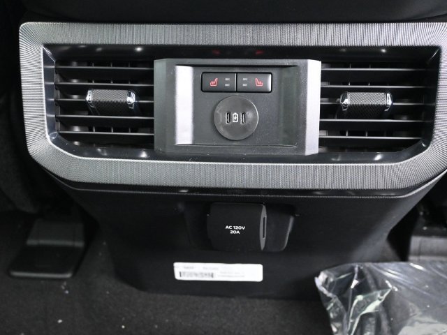 Certified 2025 Ford F250 Platinum AWD/4WD image 14